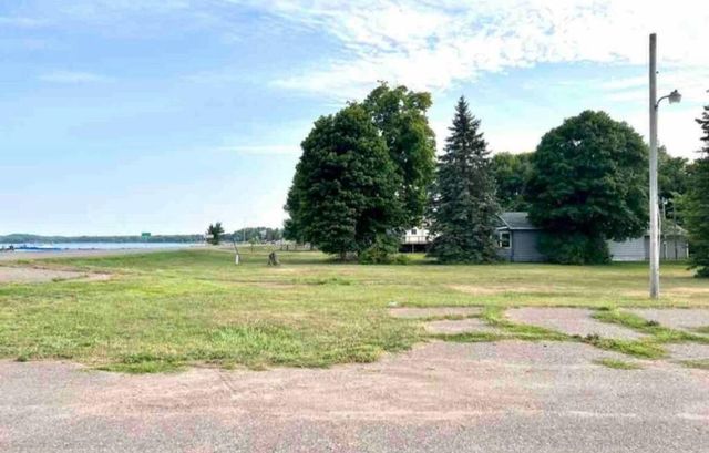 7925 US Highway 169, Garrison, MN 56450