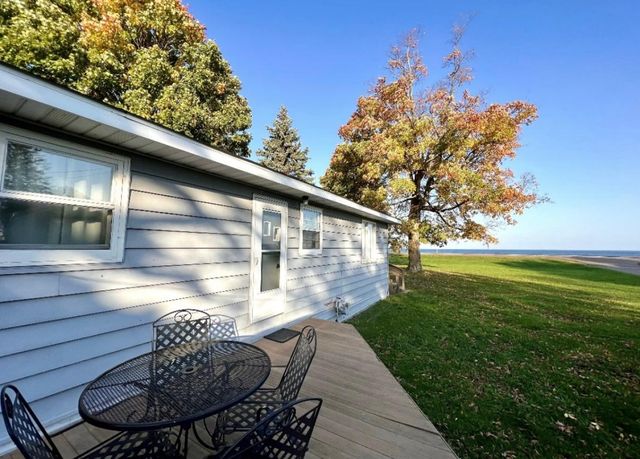 7925 US Highway 169, Garrison, MN 56450