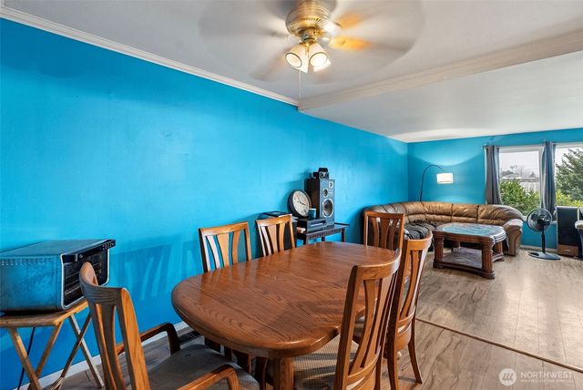 3303 11th ST, Bremerton, WA 98312