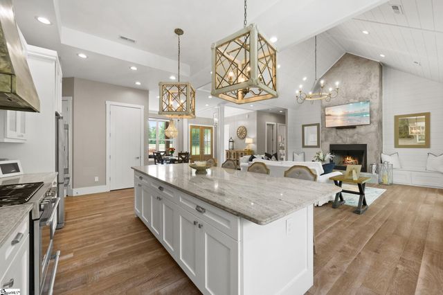 101 Masonbuilt Drive, Taylors, SC 29687