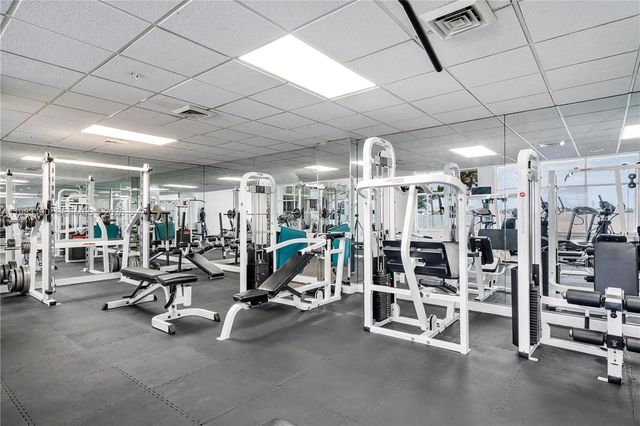 10350 W Bay Harbor Dr 4V, Bay Harbor Islands, FL 33154