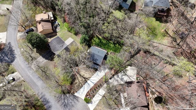 9950 Lake Forest Way, Roswell, GA 30076