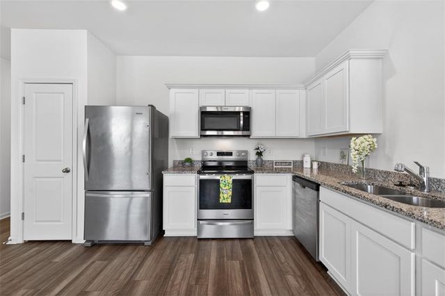 64 Thetford Way, Winder, GA 30680