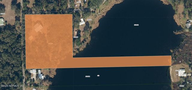 103 BEACON Street, Interlachen, FL 32148