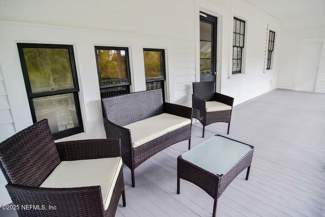 103 BEACON Street, Interlachen, FL 32148