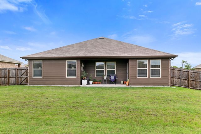 1206 Honeysuckle Drive, Josephine, TX 75189