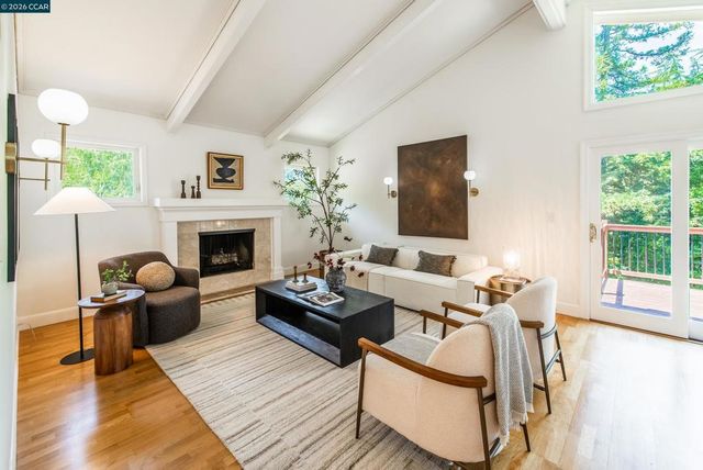 4033 Valente Dr, Lafayette, CA 94549