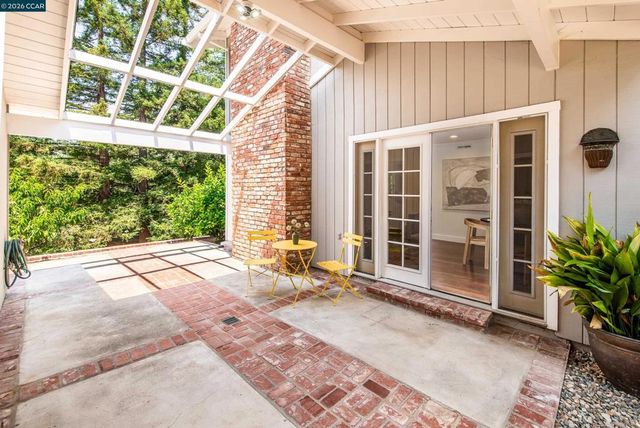 4033 Valente Dr, Lafayette, CA 94549
