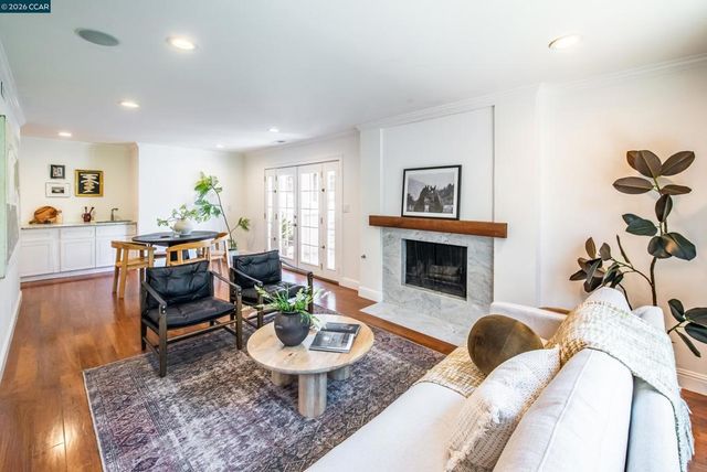 4033 Valente Dr, Lafayette, CA 94549