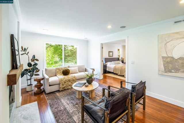4033 Valente Dr, Lafayette, CA 94549