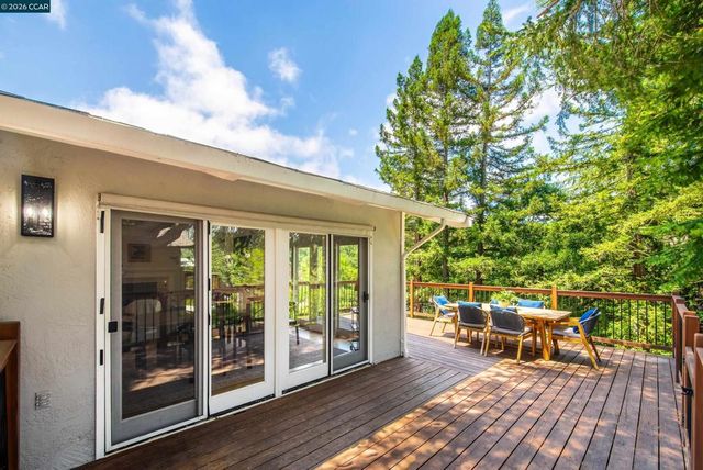 4033 Valente Dr, Lafayette, CA 94549