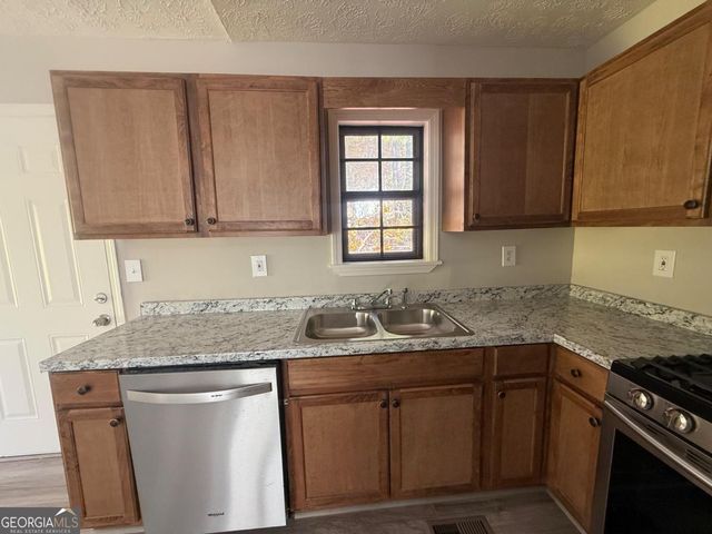 6320 Littleton Drive, Union City, GA 30291