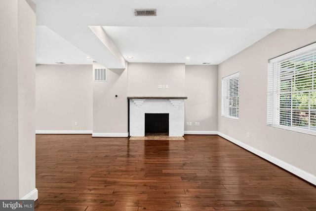 3802 GREENMOUNT AVE, Baltimore, MD 21218