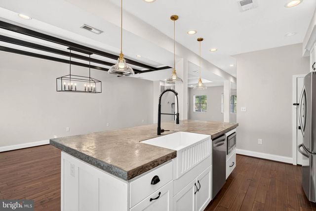 3802 GREENMOUNT AVE, Baltimore, MD 21218
