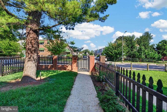 3802 GREENMOUNT AVE, Baltimore, MD 21218