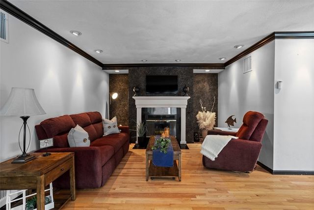 112 Turnessa Drive B, North Providence, RI 02911