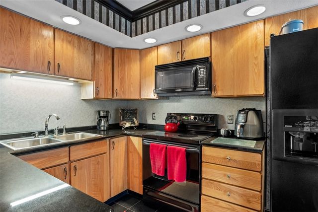 112 Turnessa Drive B, North Providence, RI 02911