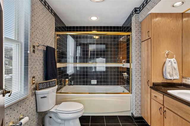 112 Turnessa Drive B, North Providence, RI 02911