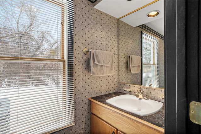 112 Turnessa Drive B, North Providence, RI 02911