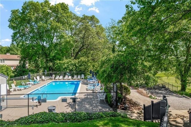 112 Turnessa Drive B, North Providence, RI 02911