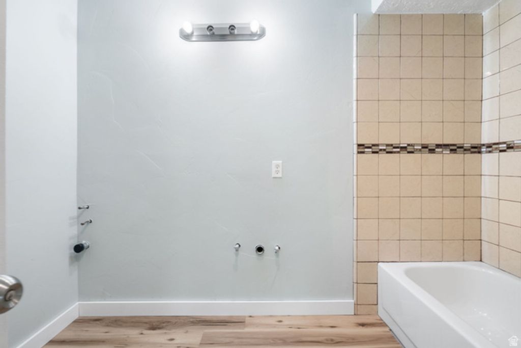 Image 25 of property listing at 166 S OLD COUNTY RD, Stockton, UT 84071