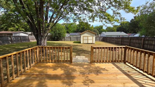 32 Mcarthur Dr, Cabot, AR 72023