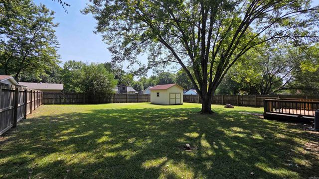 32 Mcarthur Dr, Cabot, AR 72023