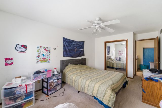 8307 Twana Drive, Urbandale, IA 50322
