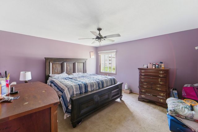 8307 Twana Drive, Urbandale, IA 50322