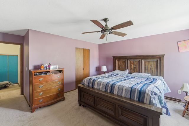 8307 Twana Drive, Urbandale, IA 50322