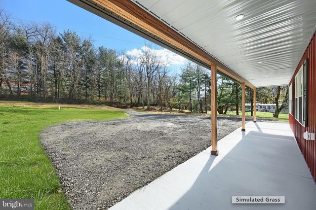 10640 ENFIELD RD, Felton, PA 17322