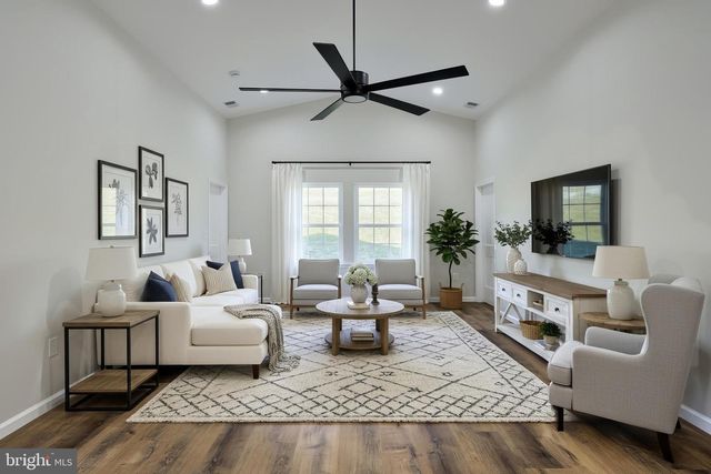 10640 ENFIELD RD, Felton, PA 17322