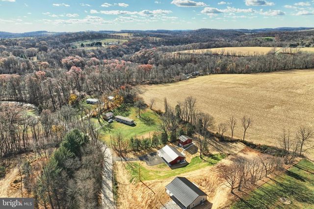 10640 ENFIELD RD, Felton, PA 17322