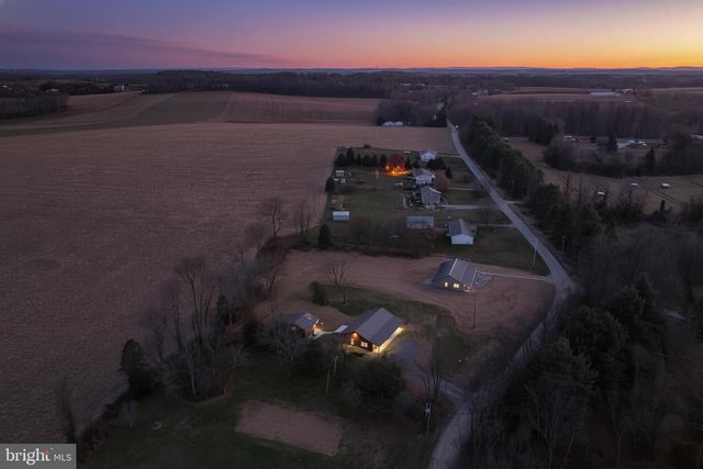 10640 ENFIELD RD, Felton, PA 17322