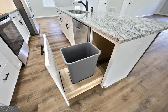 10640 ENFIELD RD, Felton, PA 17322