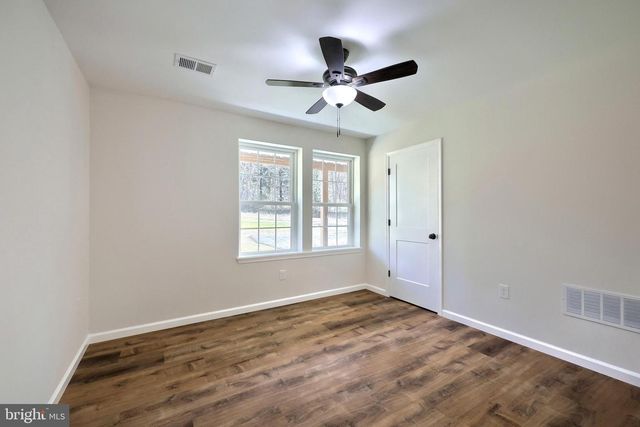 10640 ENFIELD RD, Felton, PA 17322