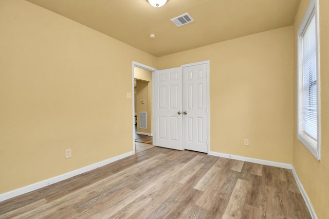 5714 Doulton Drive, Houston, TX 77033