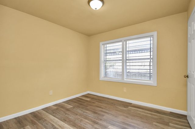 5714 Doulton Drive, Houston, TX 77033