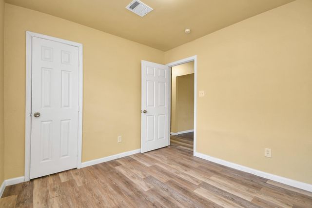 5714 Doulton Drive, Houston, TX 77033