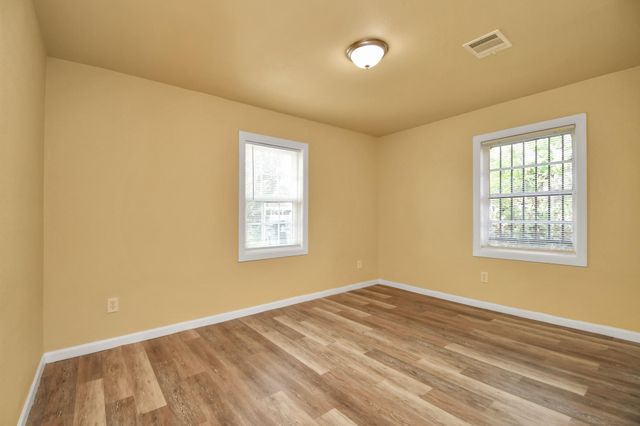 5714 Doulton Drive, Houston, TX 77033