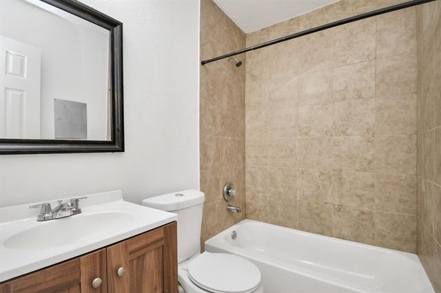 5714 Doulton Drive, Houston, TX 77033