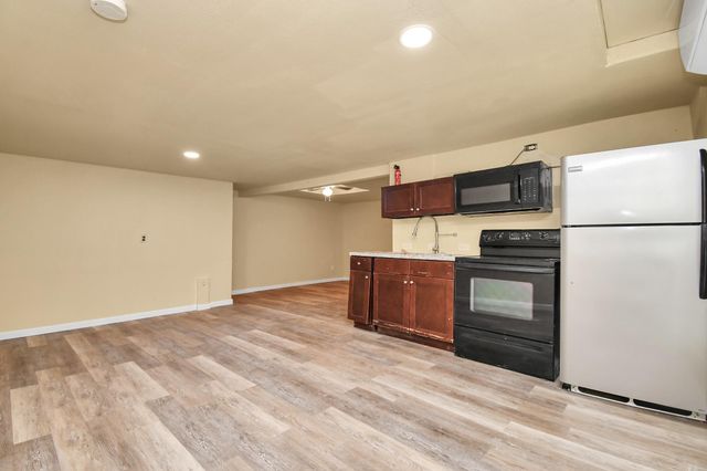 5714 Doulton Drive, Houston, TX 77033
