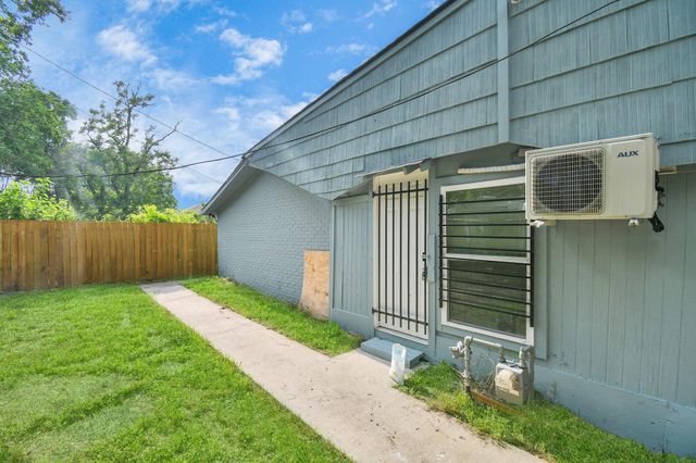5714 Doulton Drive, Houston, TX 77033