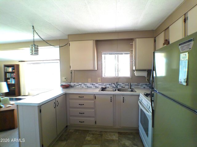 379 N STALLION Court, Queen Valley, AZ 85118