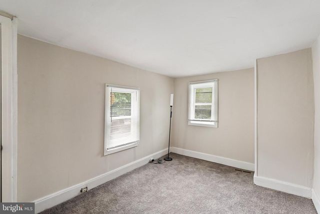 212 YORK ST, Burlington, NJ 08016
