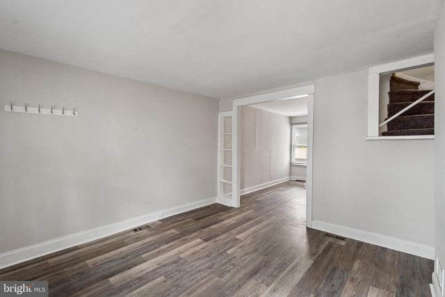 212 YORK ST, Burlington, NJ 08016