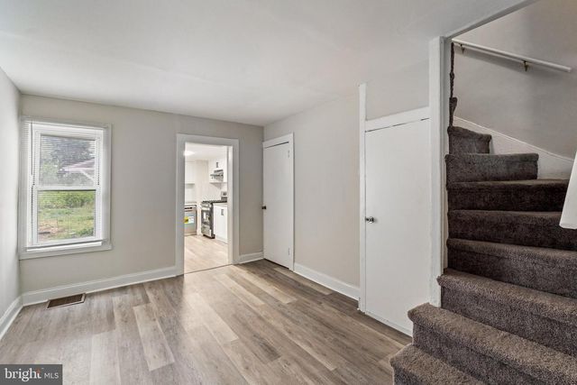 212 YORK ST, Burlington, NJ 08016