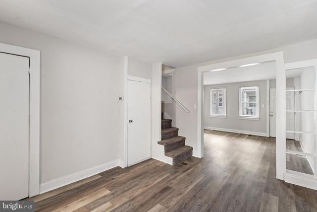 212 YORK ST, Burlington, NJ 08016