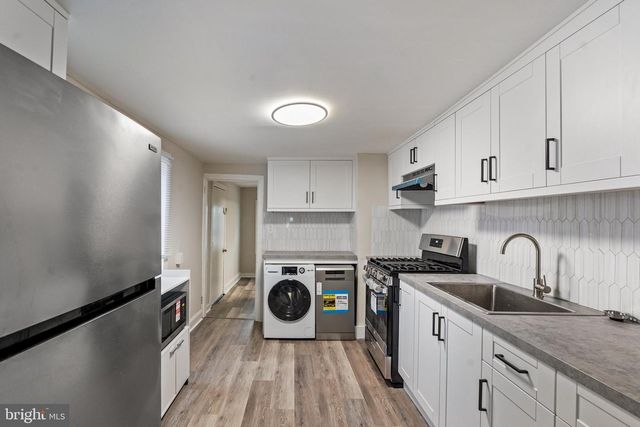 212 YORK ST, Burlington, NJ 08016