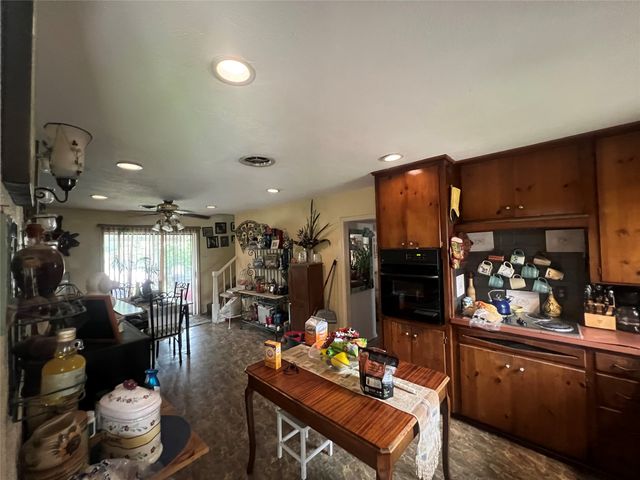 5001 Caroldean Court, Haltom City, TX 76117